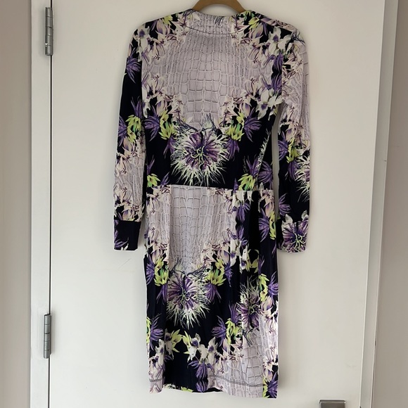 Just Cavalli Floral Print Long Sleeved Dress with Self Belt Sz M EUC - Picture 2 of 16